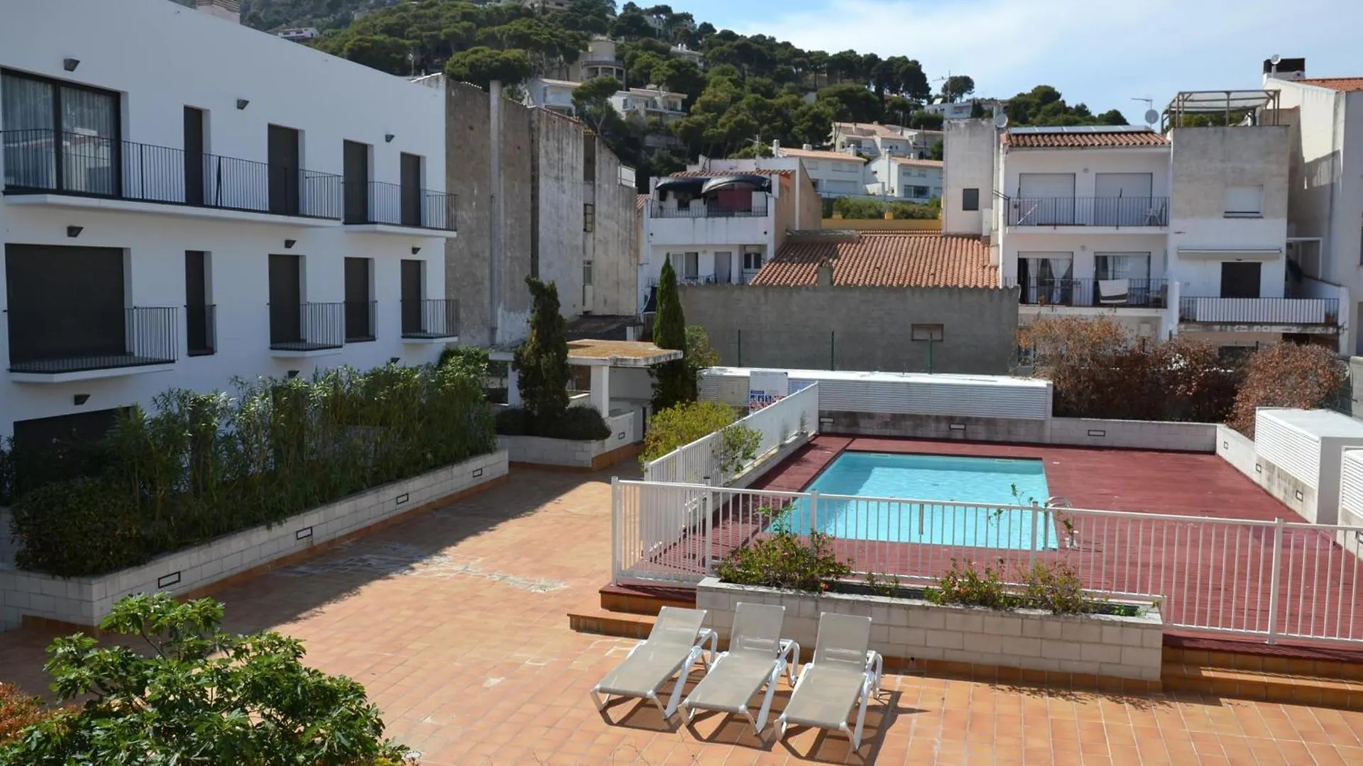 Apartamento Centrico Con Piscina, Parking Y A 200M De La Playa En L'Estartit - Es-323-41