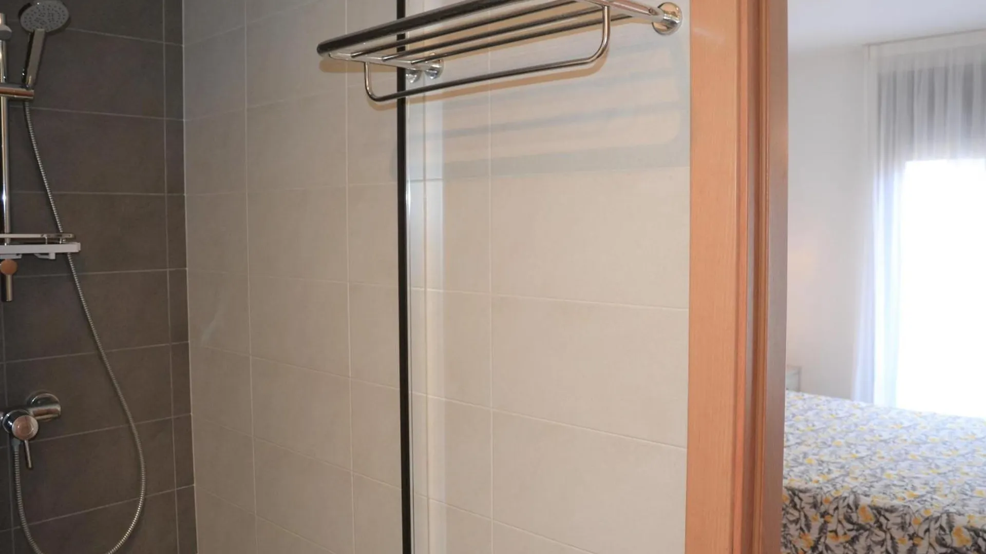 Apartamento Centrico Con Piscina, Parking Y A 200M De La Playa En L'Estartit - Es-323-41
