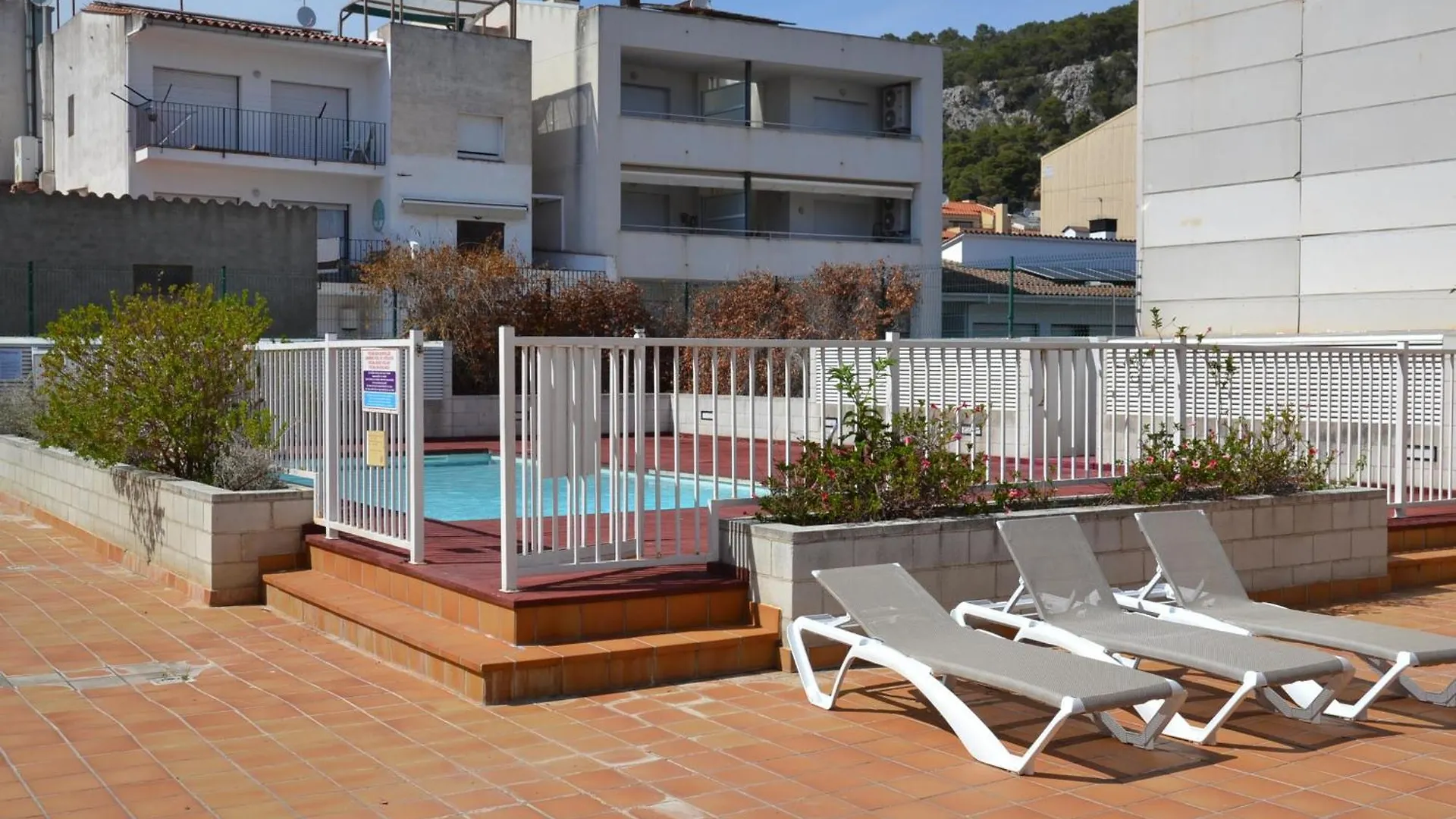 Apartment Apartamento Centrico Con Piscina, Parking Y A 200M De La Playa En L'Estartit - Es-323-41