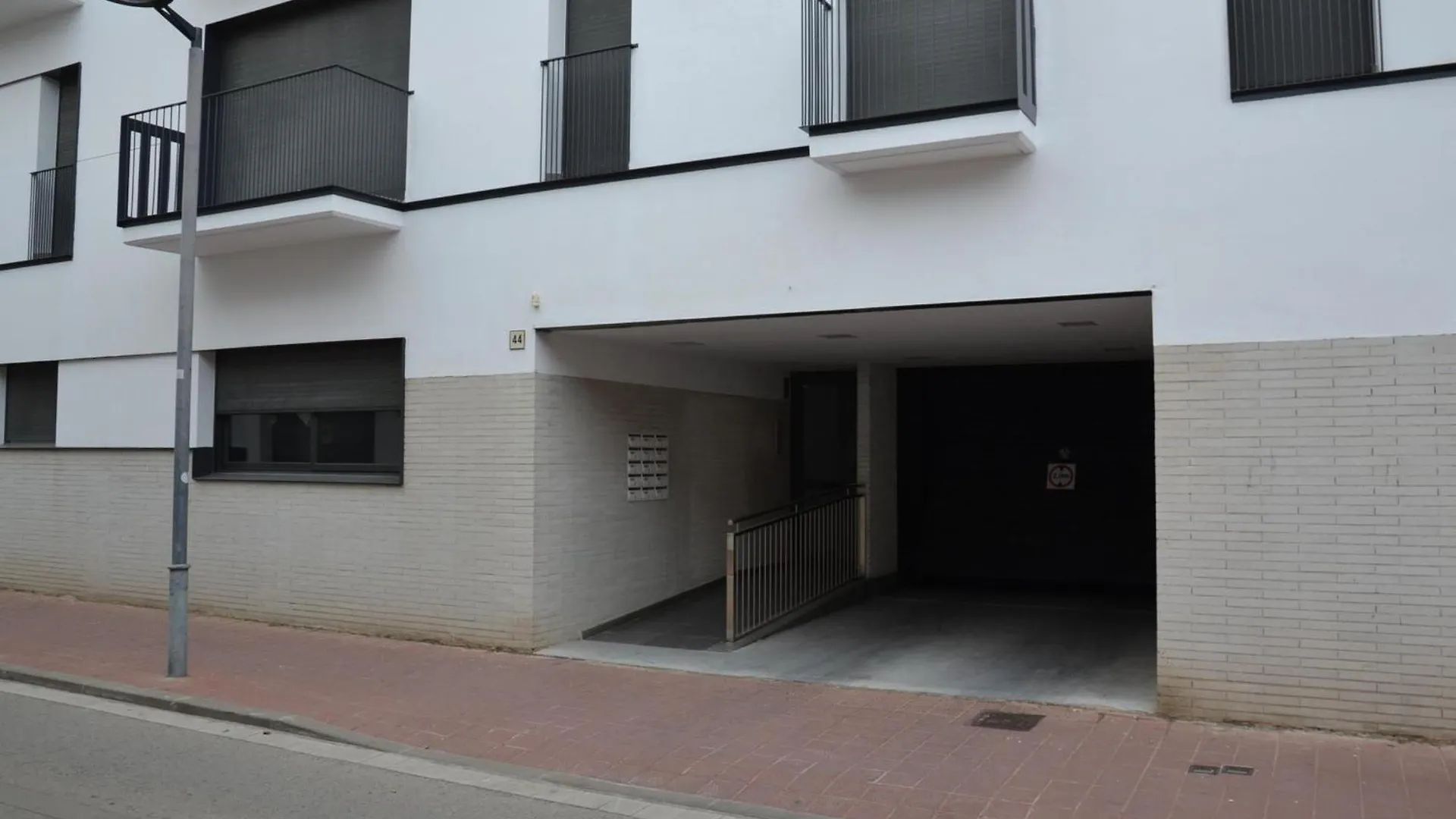 Apartamento Centrico Con Piscina, Parking Y A 200M De La Playa En L'Estartit - Es-323-41 0*,  Spain